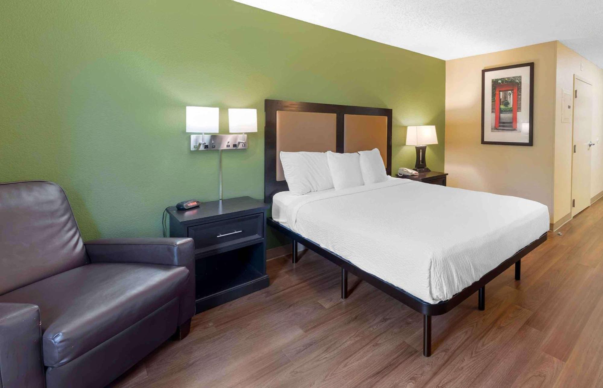 Extended Stay America Suites - Jackson - Риджленд Экстерьер фото