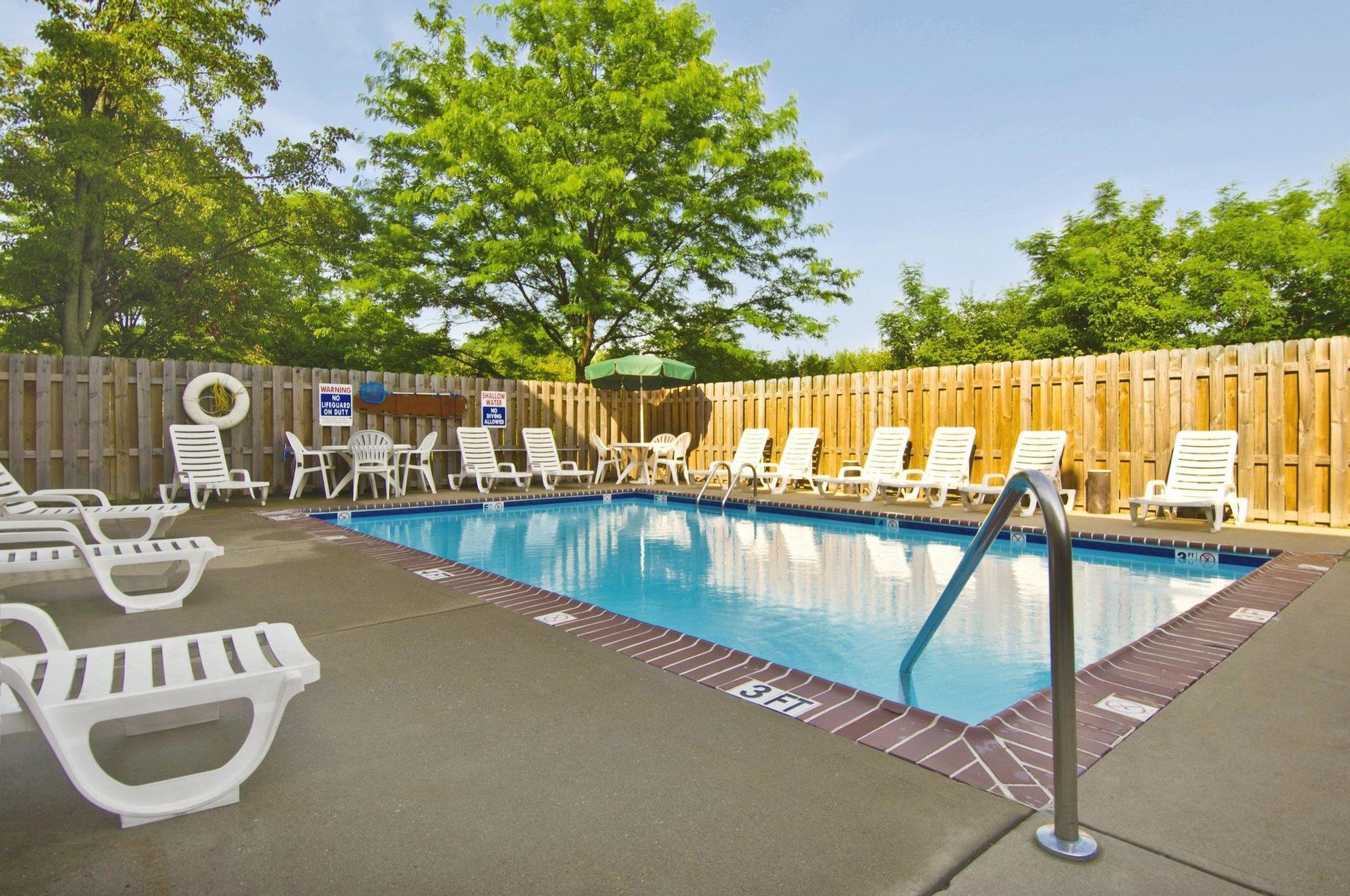 Extended Stay America Suites - Jackson - Риджленд Экстерьер фото