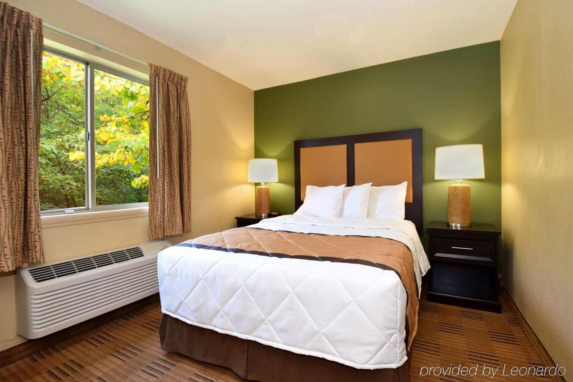 Extended Stay America Suites - Jackson - Риджленд Экстерьер фото